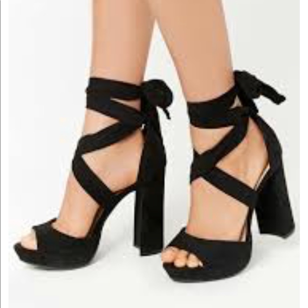 Lace up platform sandals